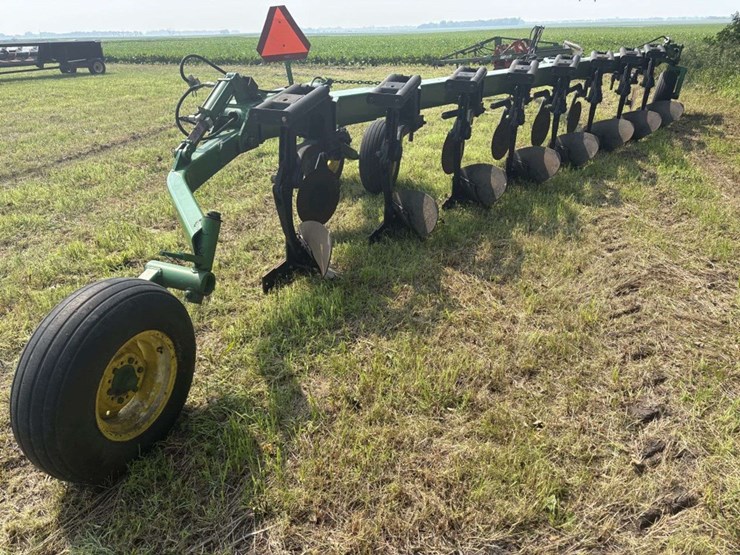 john-deere-3710-image-4