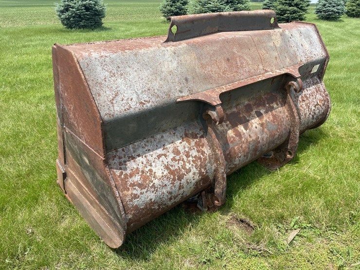volvo-98"-payloader-bucket-image-3