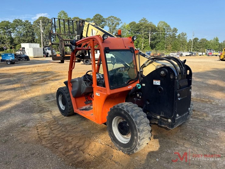 2018-jlg-g5-18a-image-3
