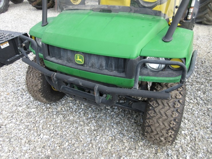 john-deere-gator-image-2