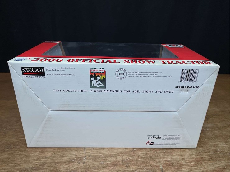 1/16-farmall-350-w/loader-2006-pork-expo-nib-sc-image-7