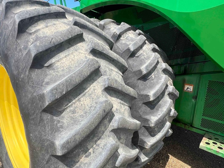 2021-john-deere-s680-image-44