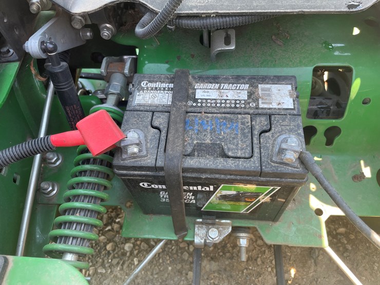 2022-john-deere-la-image-21