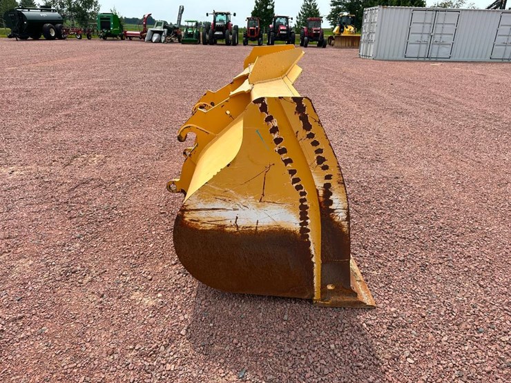 john-deere-100-image-7