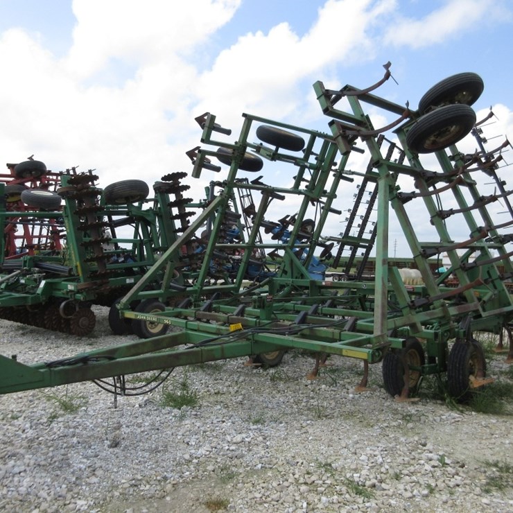 JOHN DEERE 960