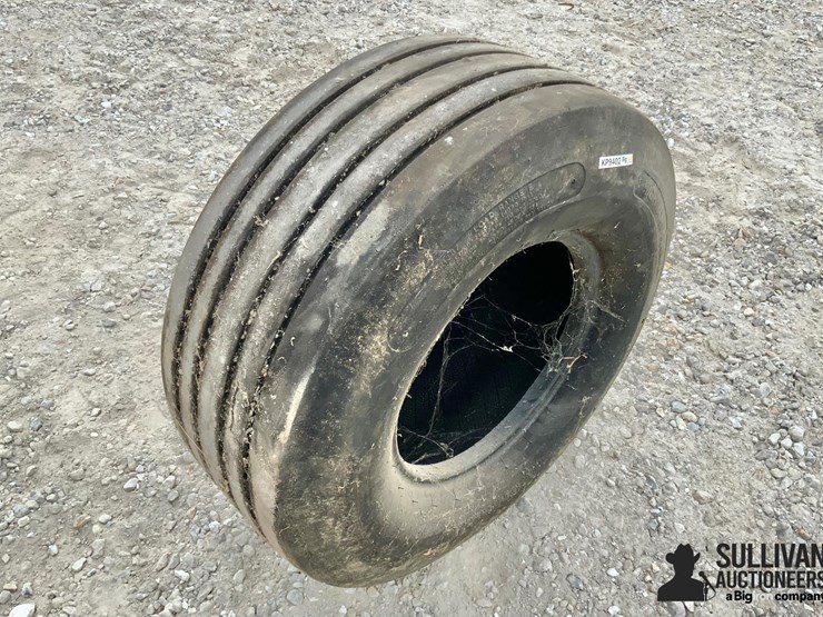 carlisle-12.5l-15-implement-tire-image-3