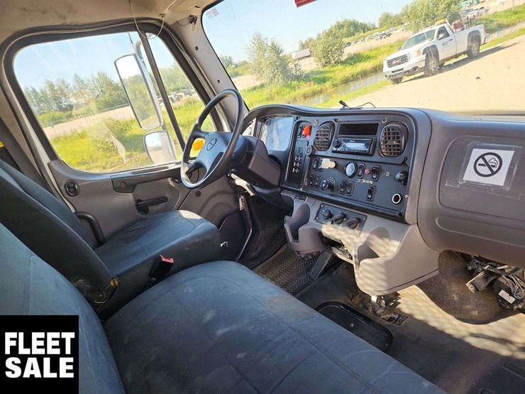 2012-hiab-200c-image-25