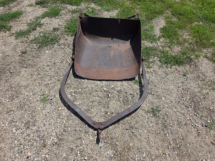 horse-drawn-dirt-mover,-pointed-back-image-5