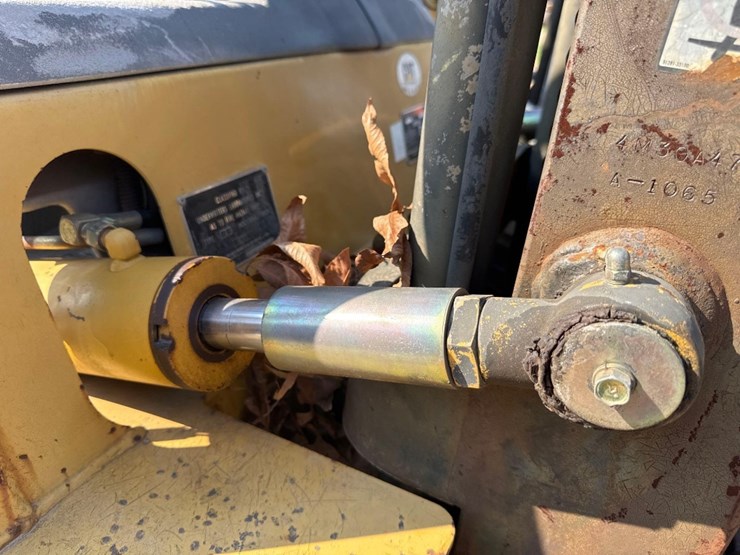 caterpillar-gp30-image-11