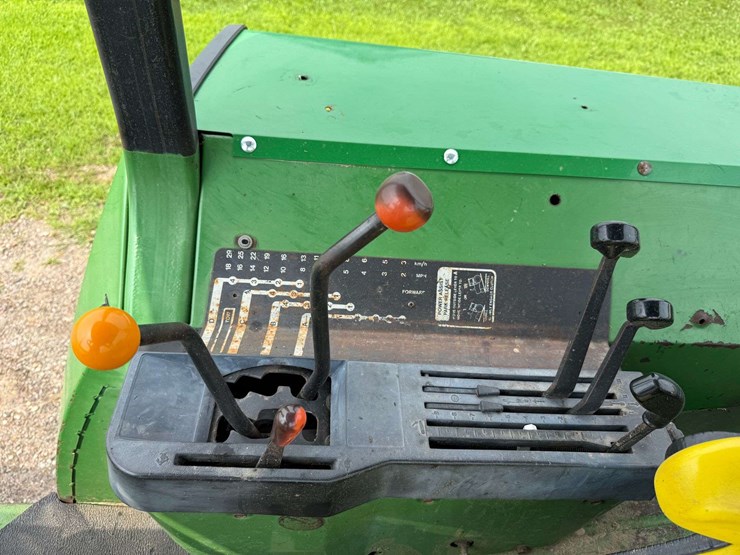 1977-john-deere-4230-image-41