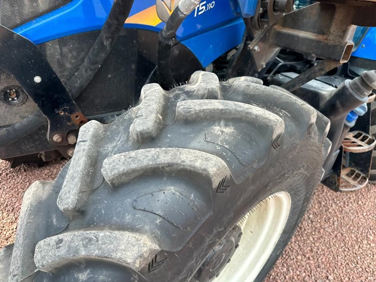 2017-new-holland-t5.110-image-6