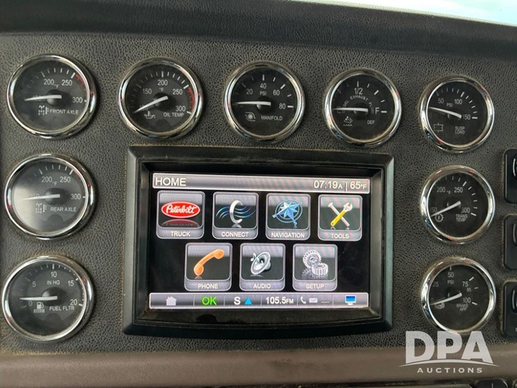 2012-peterbilt-386-image-75