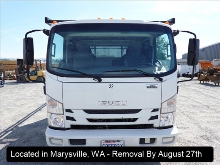 2018-isuzu-nqr-image-20