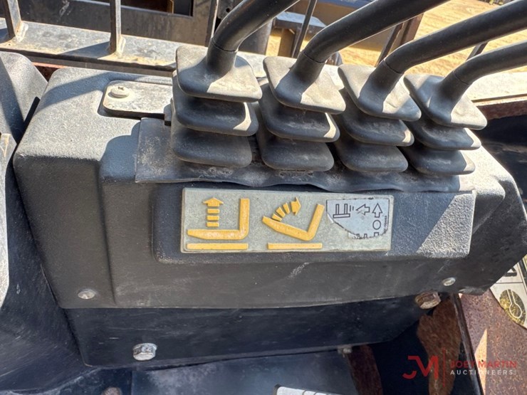 jcb-930-image-17