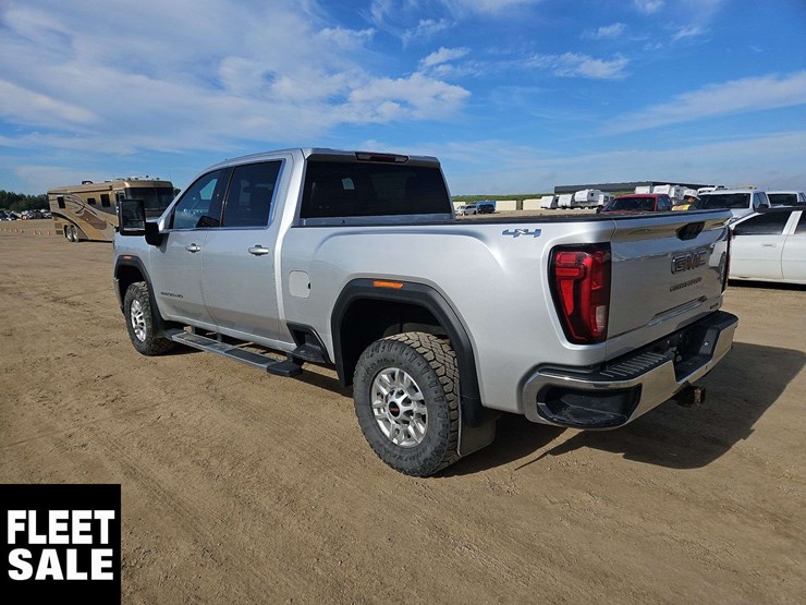 2020-gmc-sierra-2500hd-image-2