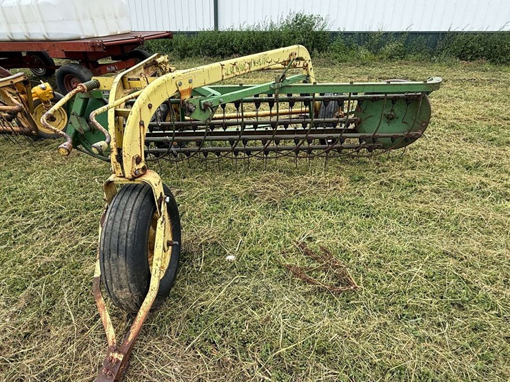 john-deere-640-image-1