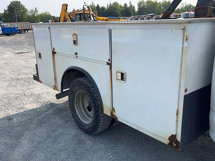 2017-ford-f350-image-35