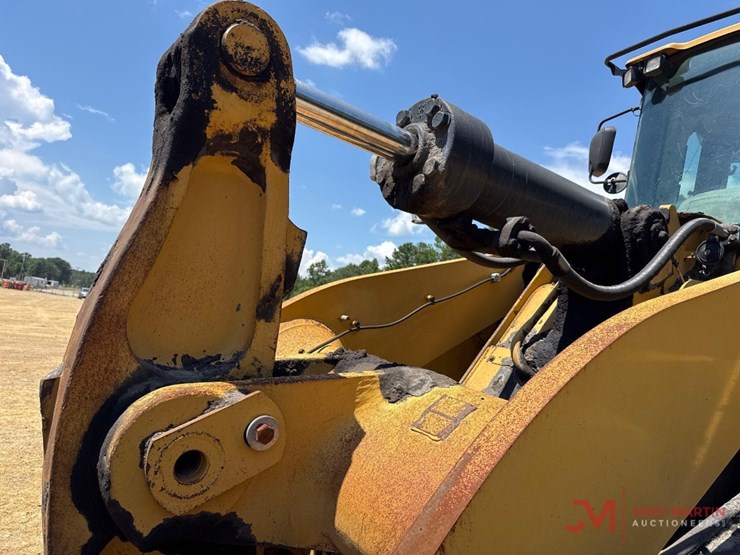 2013-caterpillar-966k-image-9