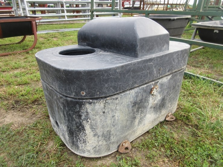 2-drink-cattle-waterer-image-2