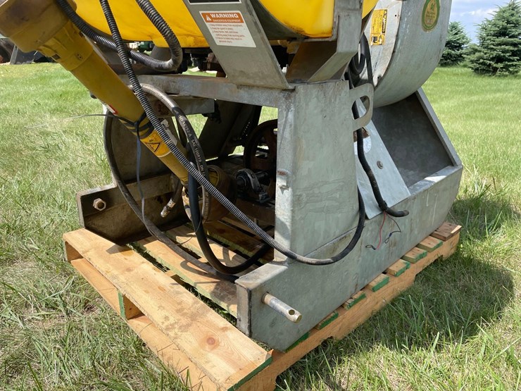 a1-55-gallon-3pt-fly-sprayer-image-9