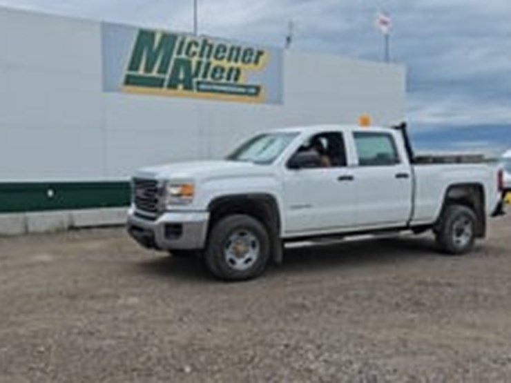 2015-gmc-sierra-2500hd-image-19