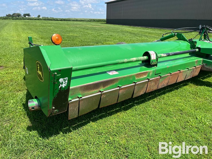 2013-john-deere-120-image-10