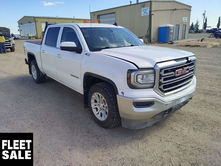 2017-gmc-sierra-1500-image-4