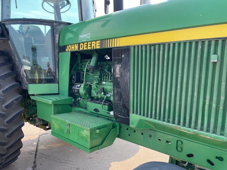 john-deere-4755-image-23