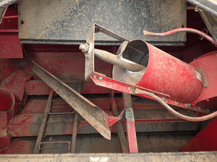 2002-case-ih-2388-image-46