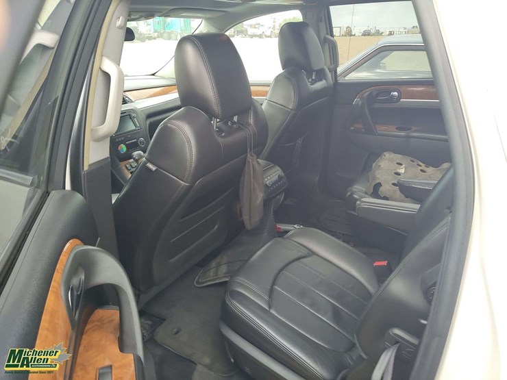 2009-buick-enclave-image-13
