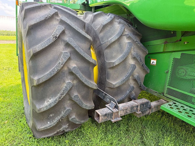 2007-john-deere-9770-sts-image-25