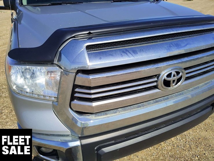 2017-toyota-tundra-image-30