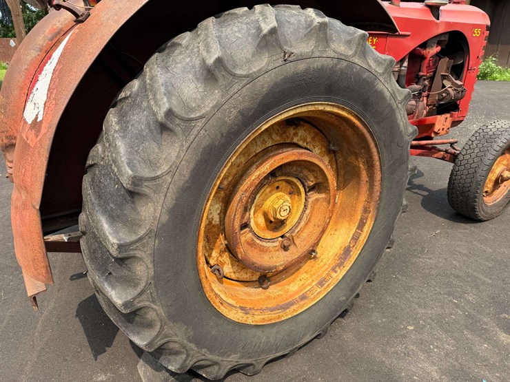 massey-harris-55-image-21