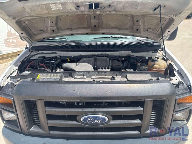 2008-ford-cargo-image-6