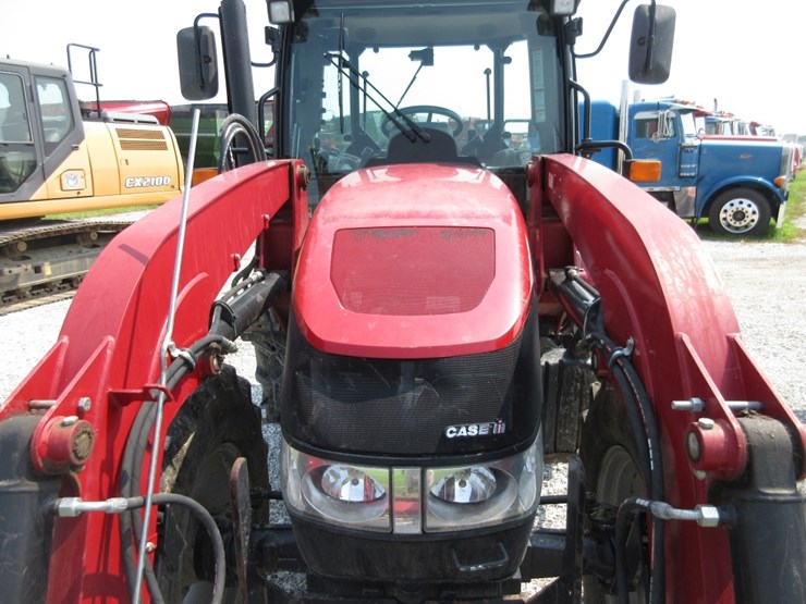 case-ih-farmall-105c-image-6