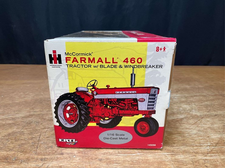 1/16-farmall-460-nib-ertl-image-4