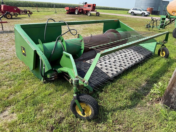 john-deere-212-image-11
