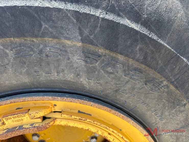 2013-caterpillar-966k-image-11