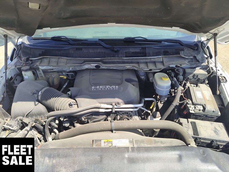 2014-ram-2500-slt-image-23