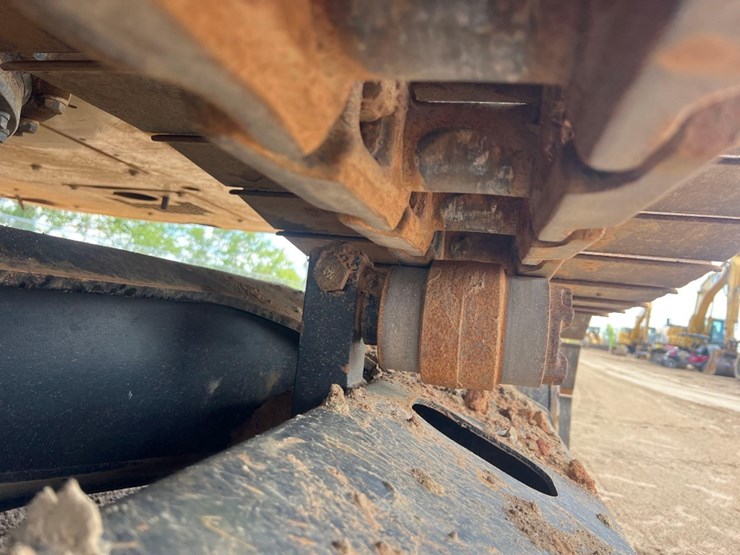 2021-caterpillar-317-image-31