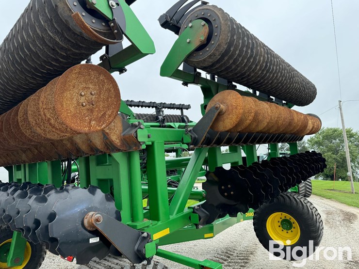 2023-john-deere-2680h-image-18