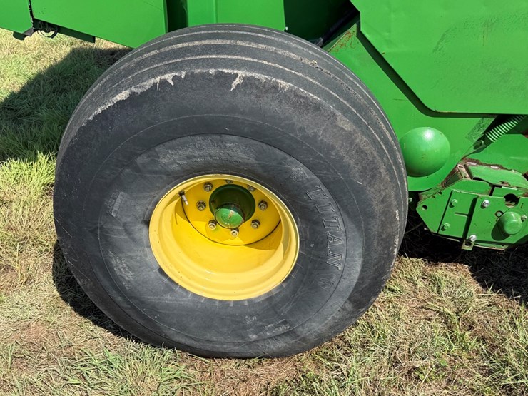 john-deere-468-image-9