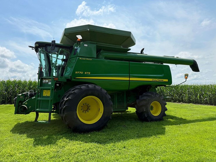 2007-john-deere-9770-sts-image-15