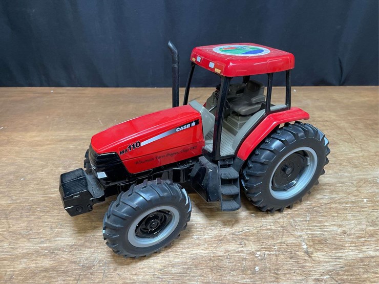 1/16-case-ih-mx110-2002-wisconsin-nib-ertl-image-2