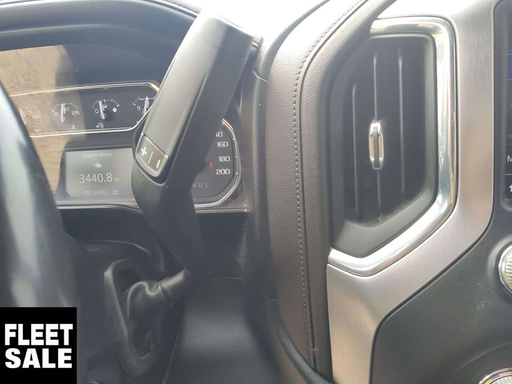 2021-gmc-sierra-2500hd-image-12