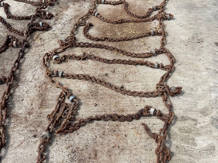 18.4-42-highway-tractor-chains-image-2