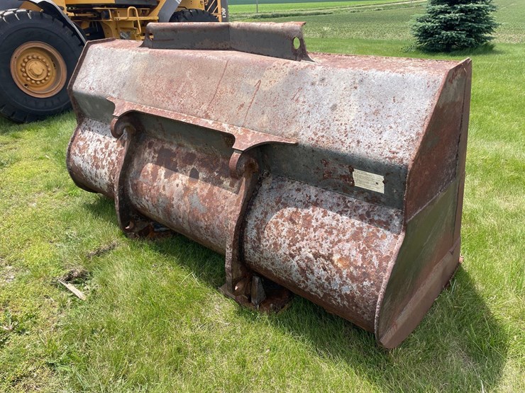 volvo-98"-payloader-bucket-image-4
