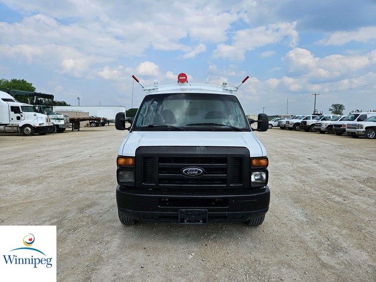 2008-ford-cargo-image-28