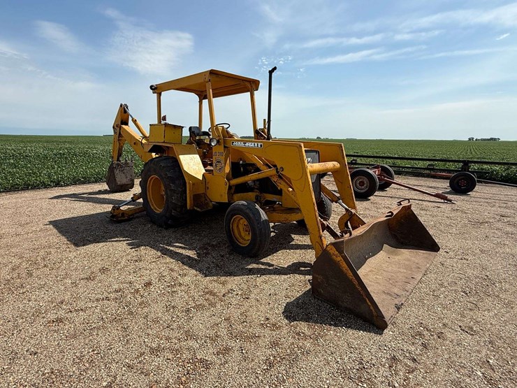 john-deere-310d-image-5