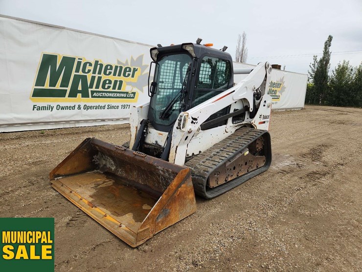 2014-bobcat-t750-image-1